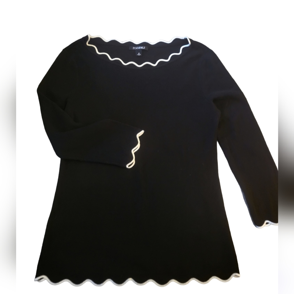 Roz & Ali Black Pull Over Sweater Scalloped Edges Size M
